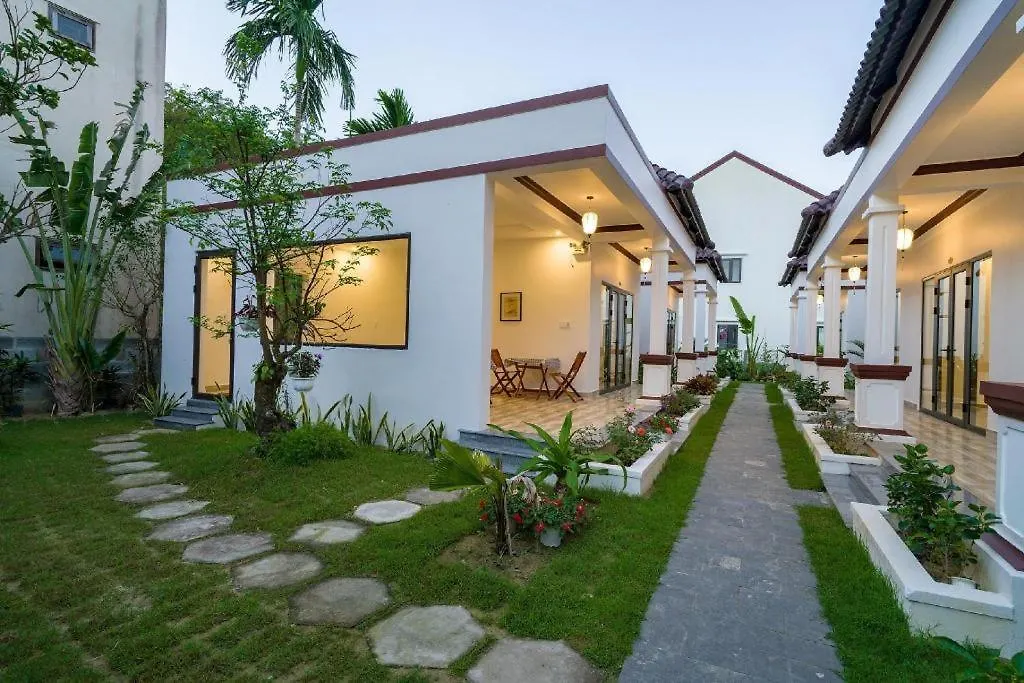 Laughter Garden Villas Хойан 4*,