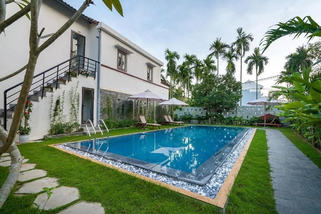 Laughter Garden Villas Хойан 4*,  Вьетнам