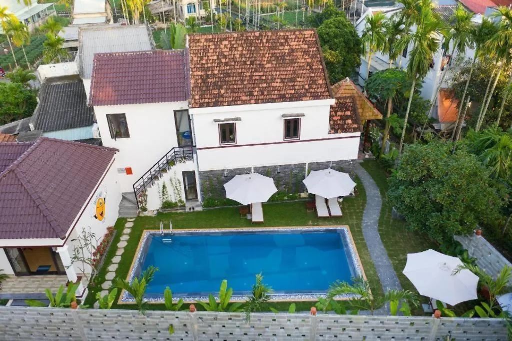 Отель Laughter Garden Villas Хойан