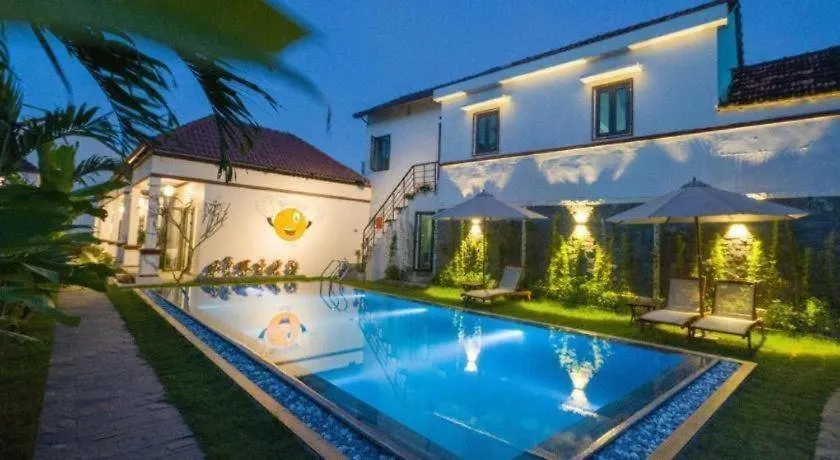 Отель Laughter Garden Villas Хойан